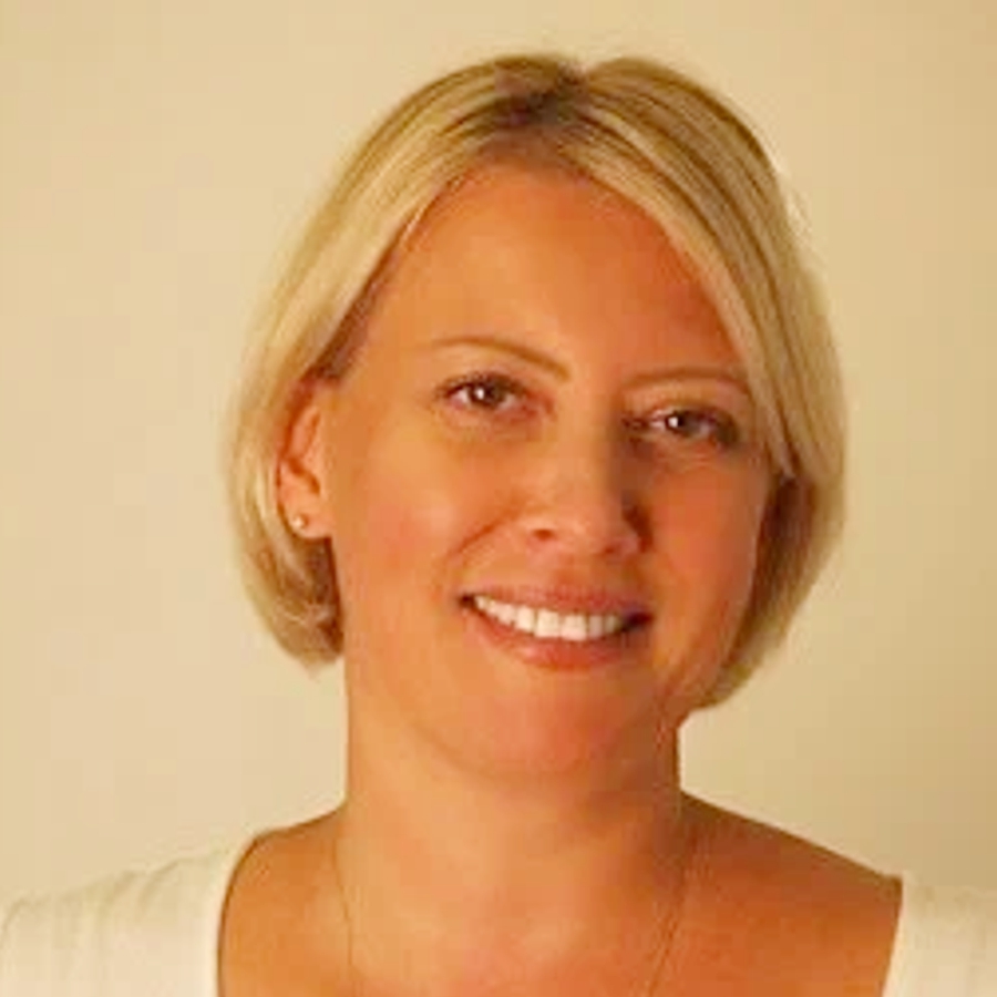 Елена Корчуганова