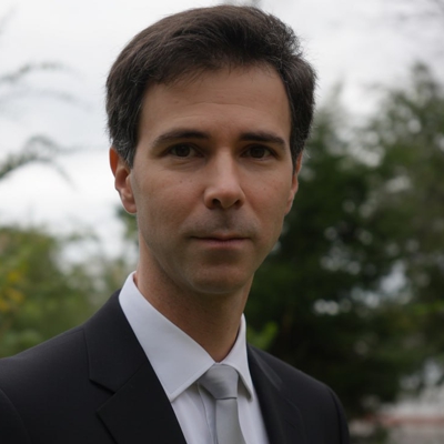 Дмитрий Щуров